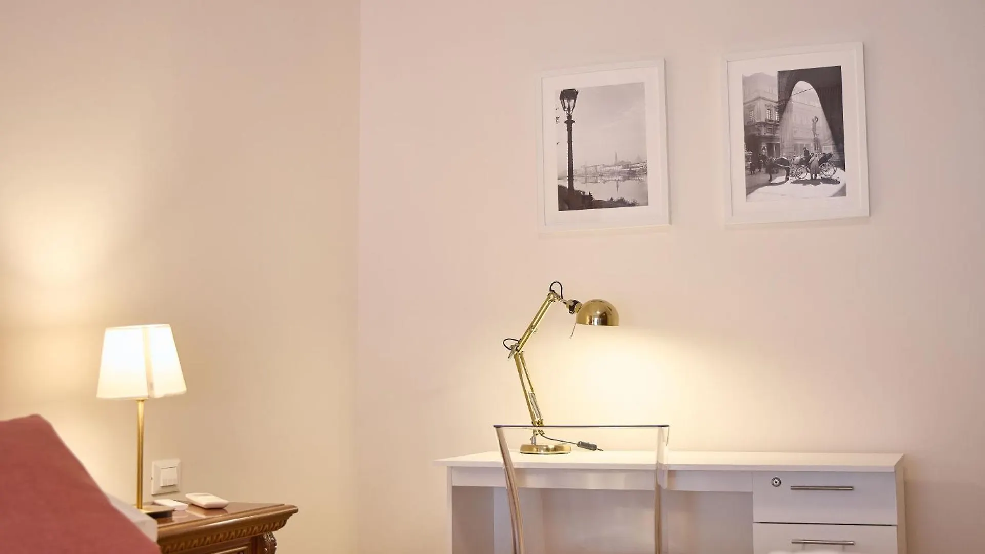 Careggi Comfy Apartment Florence Italy