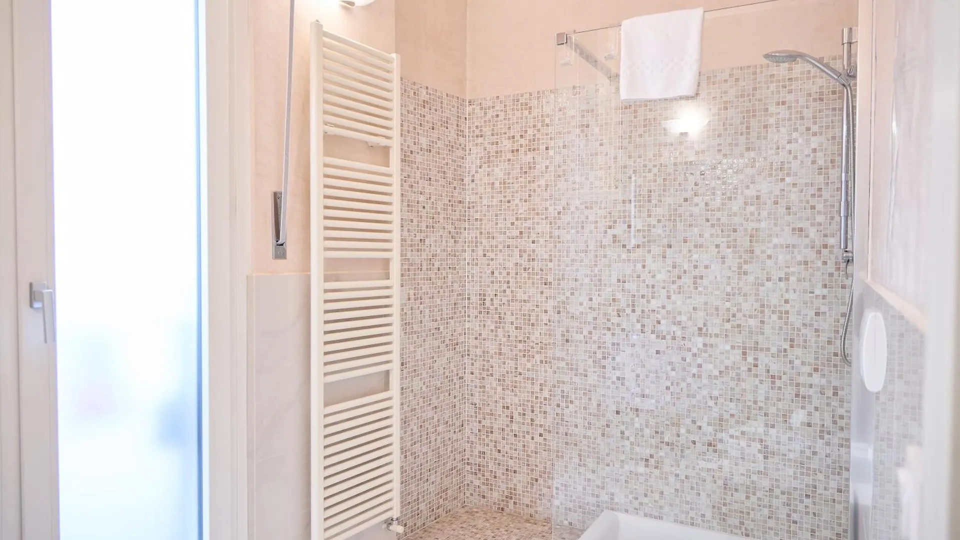 Careggi Comfy Apartment Florence